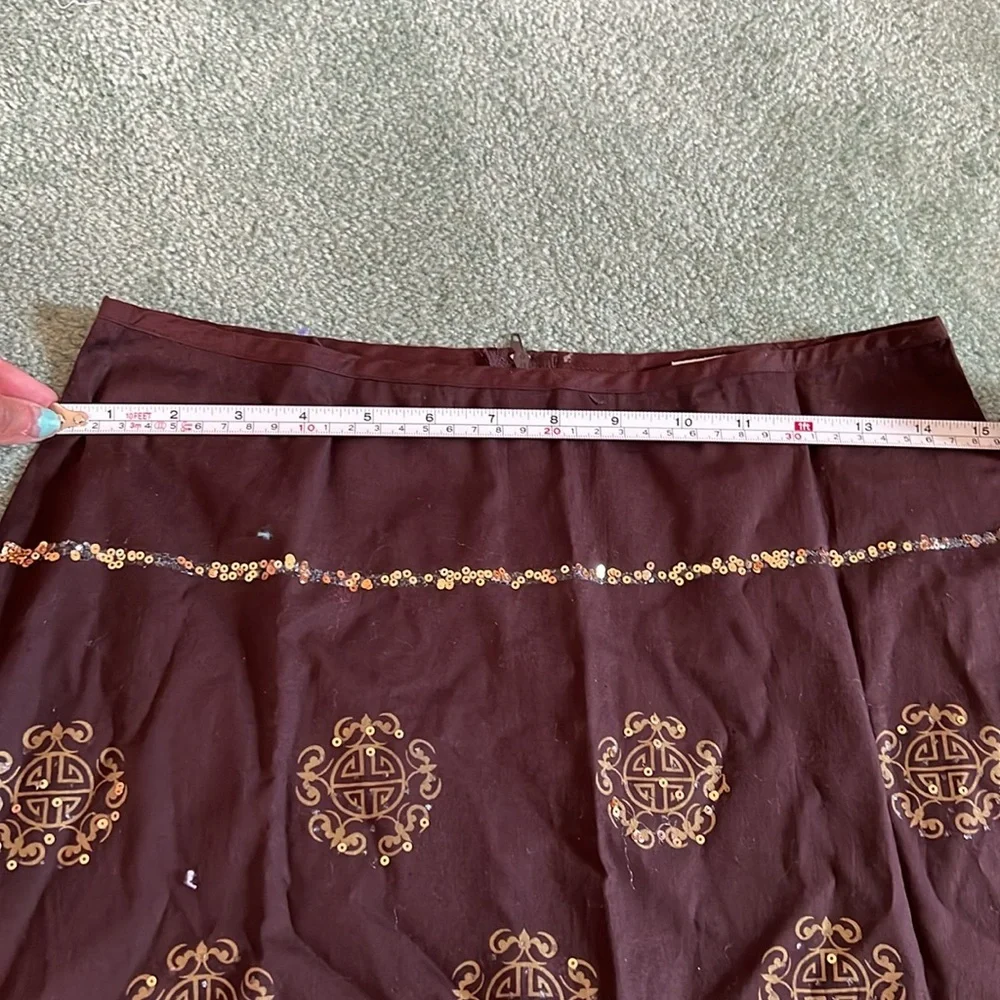✨ Brown A-Line Skirt with Gold Embroidery – Size XS - Picture 5 of 5